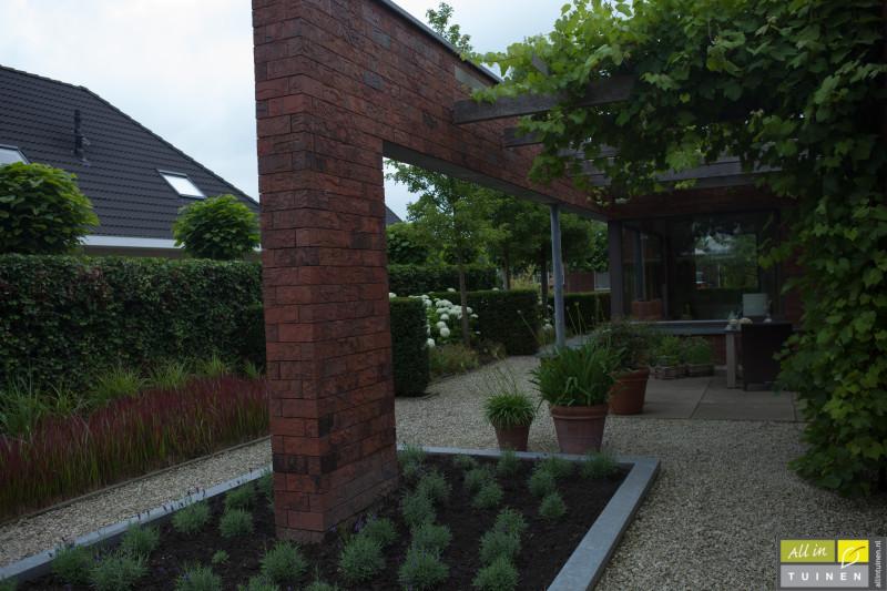 Moderne strakke tuin van het jaar lelystad Flevoland